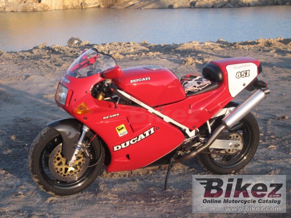 1991 Ducati 851 SP 3 photo